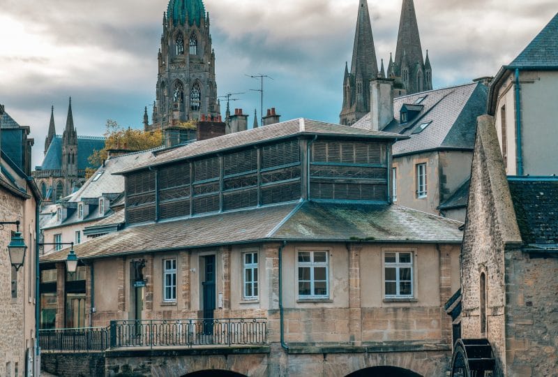 Rues de Bayeux et sa cathédrale