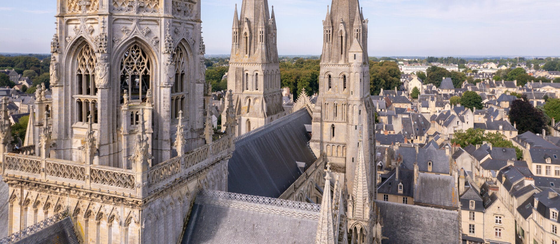 Bayeux et sa cathédrale vue de haut